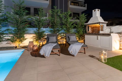 House, Smoking | 2 bedrooms, desk, soundproofing