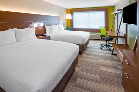 Standard Room, 2 Queen Beds | Egyptian cotton sheets, premium bedding, in-room safe, desk