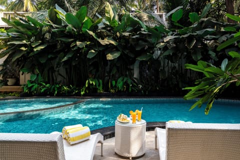 Apartment, 2 Bedrooms, Kitchenette, Beachside | Pool | Outdoor pool