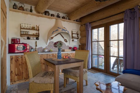 Apartment | Dining