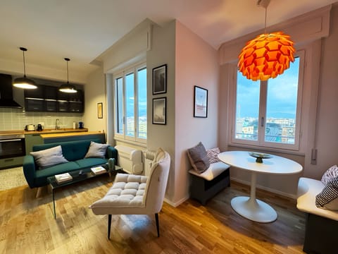 Apartment, 1 Bedroom | Living area