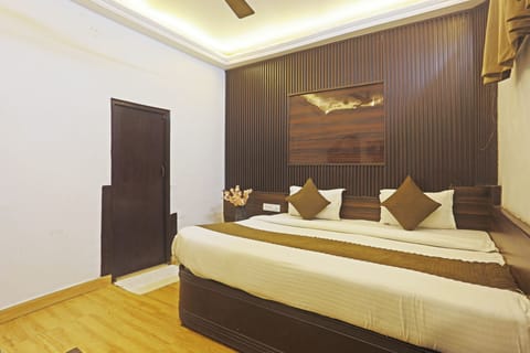 Economy Double Room | Desk, laptop workspace, free WiFi