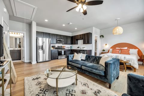 Apartment (0 Bedroom) | Interior