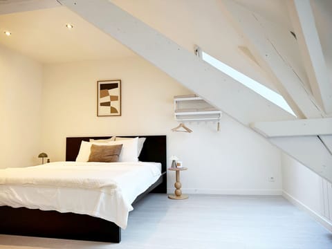 Basic Apartment | Iron/ironing board (on request), WiFi (free)