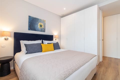 Superior Penthouse | Blackout drapes, iron/ironing board, WiFi (free)