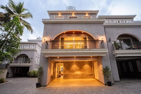 Luxury Villa | Exterior