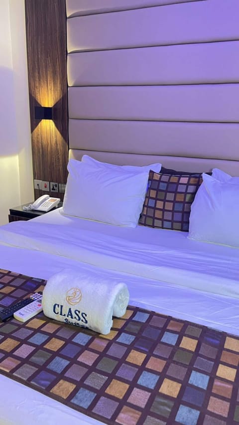 Superior Room | Desk, laptop workspace