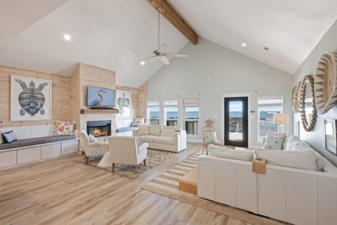 House, 3 Bedrooms | Living area | Smart TV, streaming services