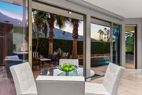 House, Multiple Beds, Pool Access, Mountain View (Fuego / 29+ Stay) | Outdoor dining