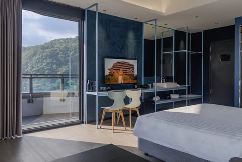 Superior Double Room | In-room safe, blackout drapes, soundproofing, free WiFi