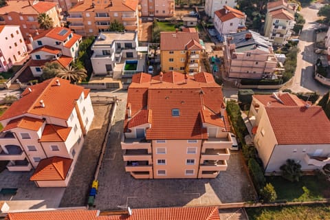 Standard Apartment, 1 Bedroom, Balcony (Apt Ana Walk To Beach /w Balcony) | Exterior