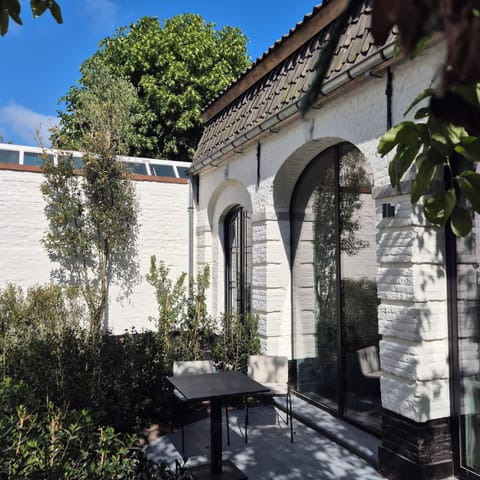 Superior Triple Room, Non Smoking, Garden Area | Outdoor dining