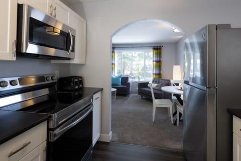Stoneshire Basalt 2 Bedroom | Private kitchen | Coffee/tea maker, fridge, microwave, oven