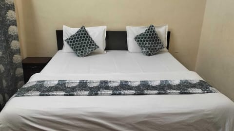 Superior Double Room | Laptop workspace, WiFi (free)