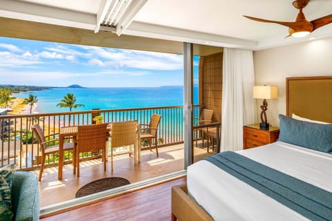 Condo, Multiple Beds, Balcony, Ocean View (Mana Kai 811) | 2 bedrooms, individually decorated, individually furnished