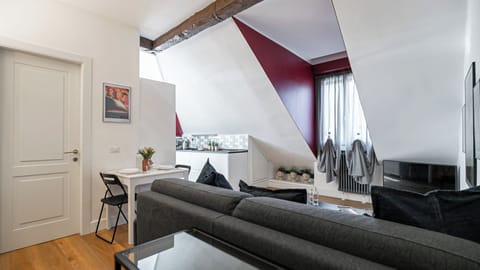 Apartment (1 Bedroom) | Interior