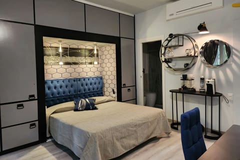 Standard Studio, Balcony, Mountain View (Apt Suite 125 shared pool & sun)