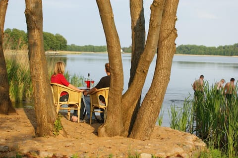 Bungalow | Outdoor dining