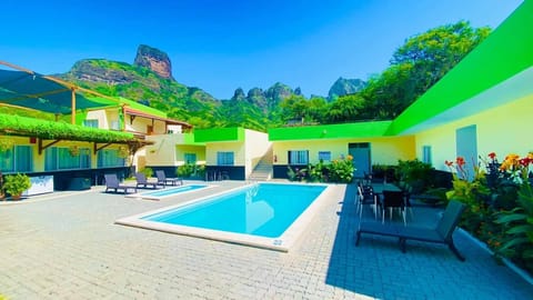 2 indoor pools, outdoor pool