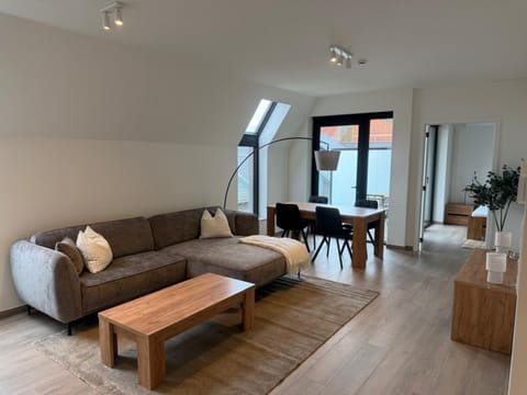 Apartment | Living area