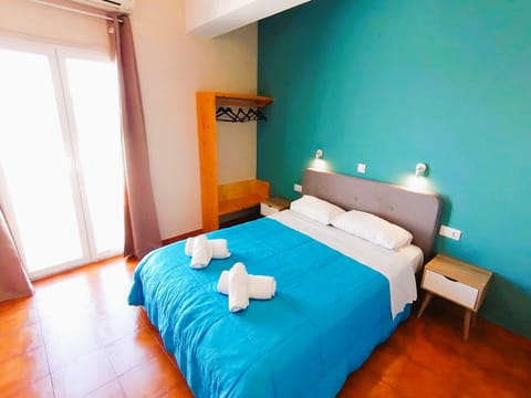 Superior Double Room, 1 Double Bed, Sea View | Desk, free WiFi, bed sheets