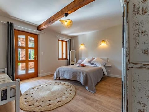 Superior Triple Room, Park View | Blackout drapes, iron/ironing board, free WiFi, wheelchair access