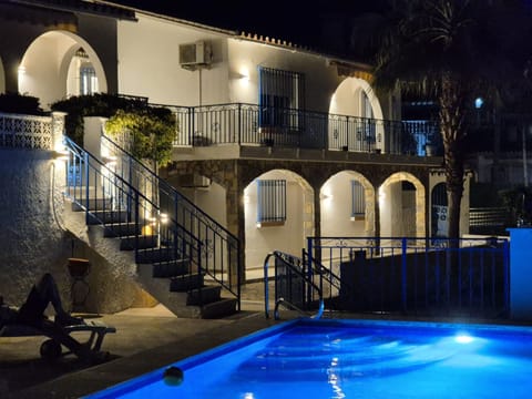 House, Smoking | 3 bedrooms