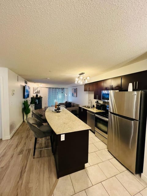 Apartment, 2 Bedrooms, Accessible, Fireplace | Interior