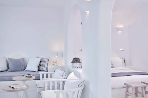 Suite (Double) | Minibar, in-room safe, soundproofing, free WiFi