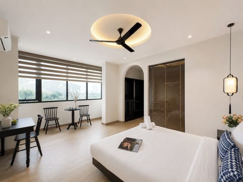Superior Room, River View | WiFi (free), bed sheets