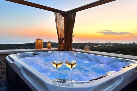 Deluxe Suite With Jacuzzi | View from room