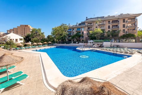 Apartment, 2 Bedrooms, Smoking, Terrace | Pool | Outdoor pool