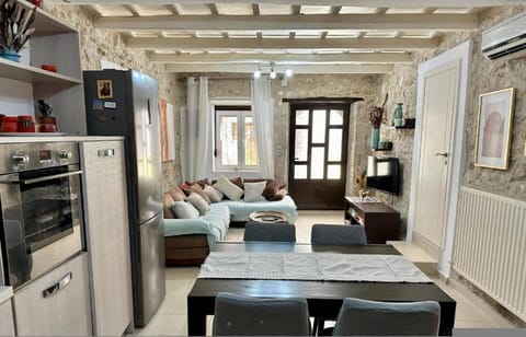 House, Accessible, Smoking | 1 bedroom, soundproofing