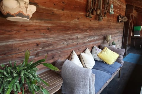 Chalet, 1 Bedroom, Patio, Garden View | Interior