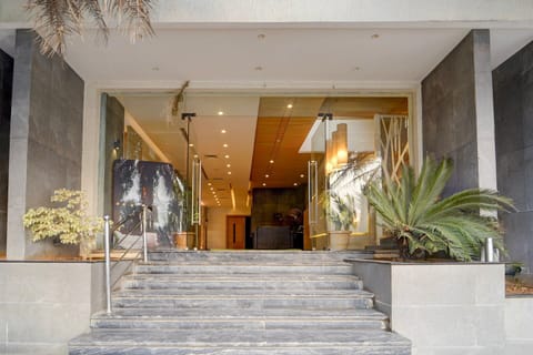 House | Reception