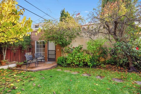 House, 5 Bedrooms, Accessible | Garden