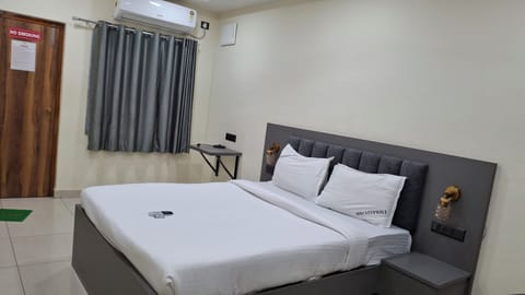 Executive Suite | Premium bedding, free WiFi, bed sheets