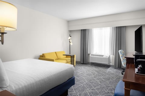 Room, 1 King Bed with Sofa bed, Non Smoking, Refrigerator | Egyptian cotton sheets, premium bedding, pillowtop beds, in-room safe