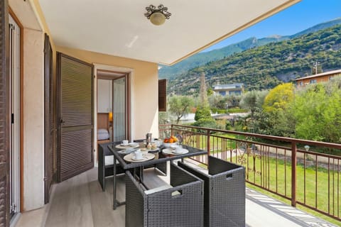 Family Apartment, Multiple Bedrooms (Margherita Apartment) | Outdoor dining