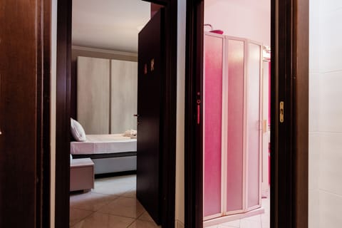 Apartment (1 Bedroom) | 1 bedroom, iron/ironing board