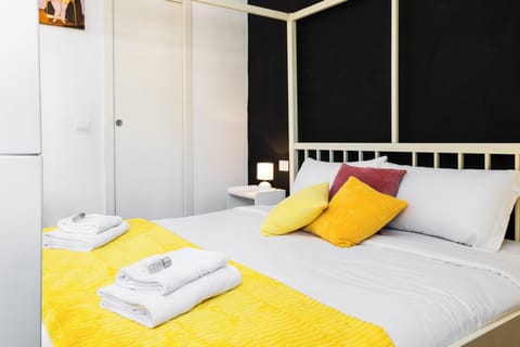 Apartment (1 Bedroom) | 1 bedroom, iron/ironing board