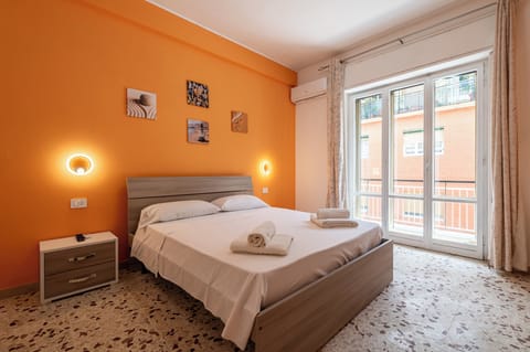 Apartment (2 Bedrooms) | 2 bedrooms, bed sheets