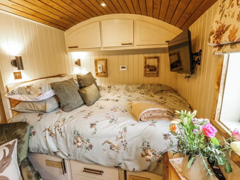 1 bedroom, WiFi (free), individually decorated, individually furnished