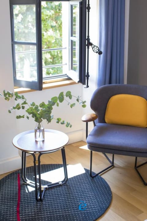 Minibar, in-room safe, desk, blackout drapes