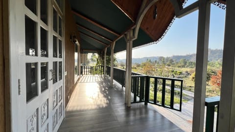 Bungalow, Garden View | Terrace/patio