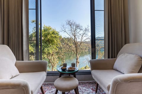 Luxury Apartment | Living area