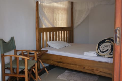 Classic Double Room, Balcony | Desk, laptop workspace