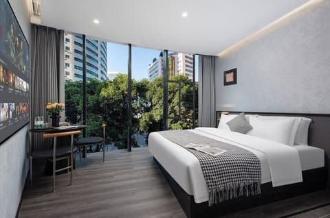 Luxury Double Room, City View | Laptop workspace, free WiFi
