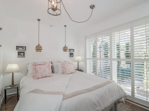 3 bedrooms, WiFi (free), individually decorated, individually furnished