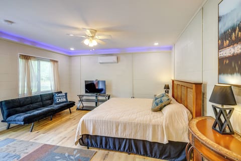 Apartment (0 Bedroom) | Interior